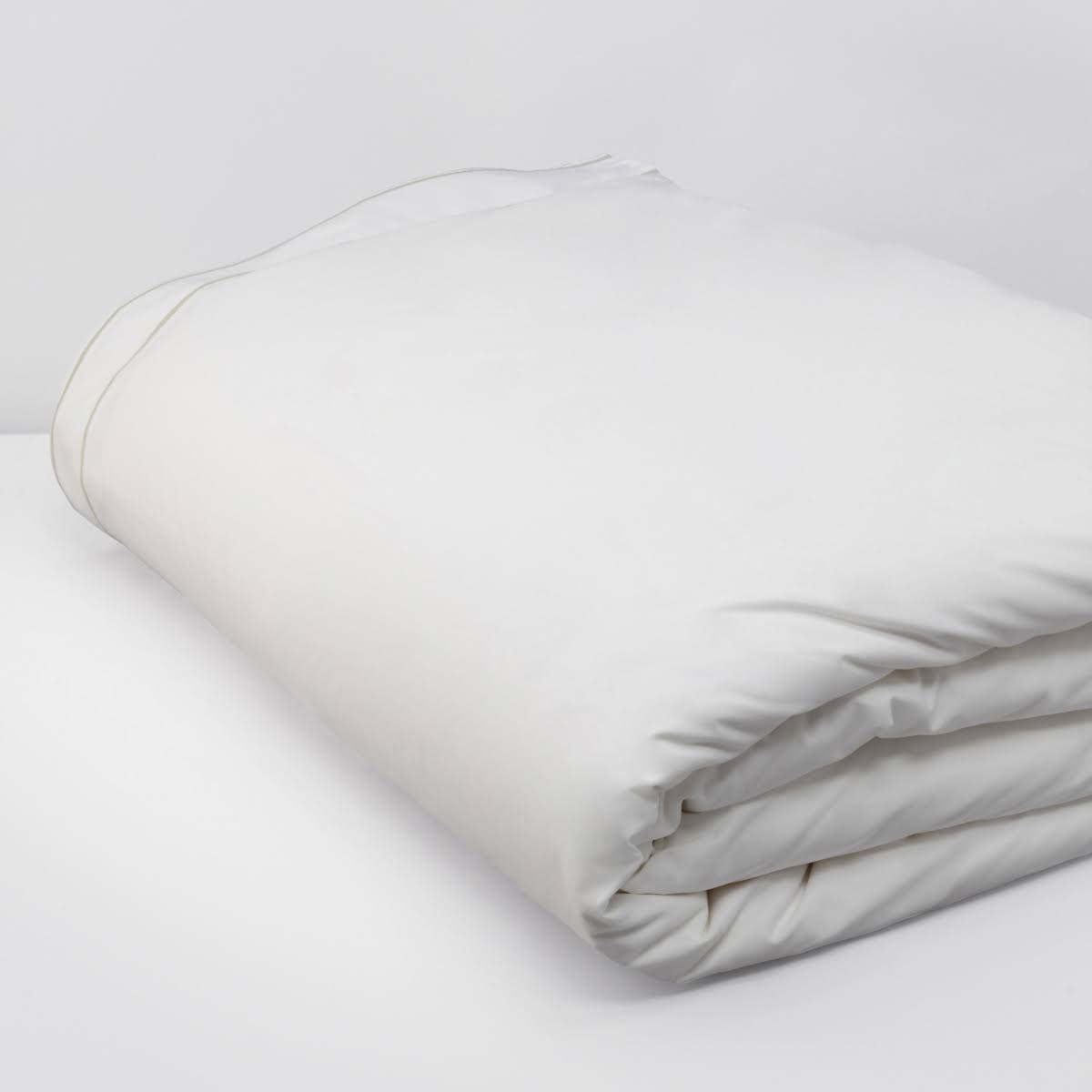 Full/Queen White Duvet Cover Z4369