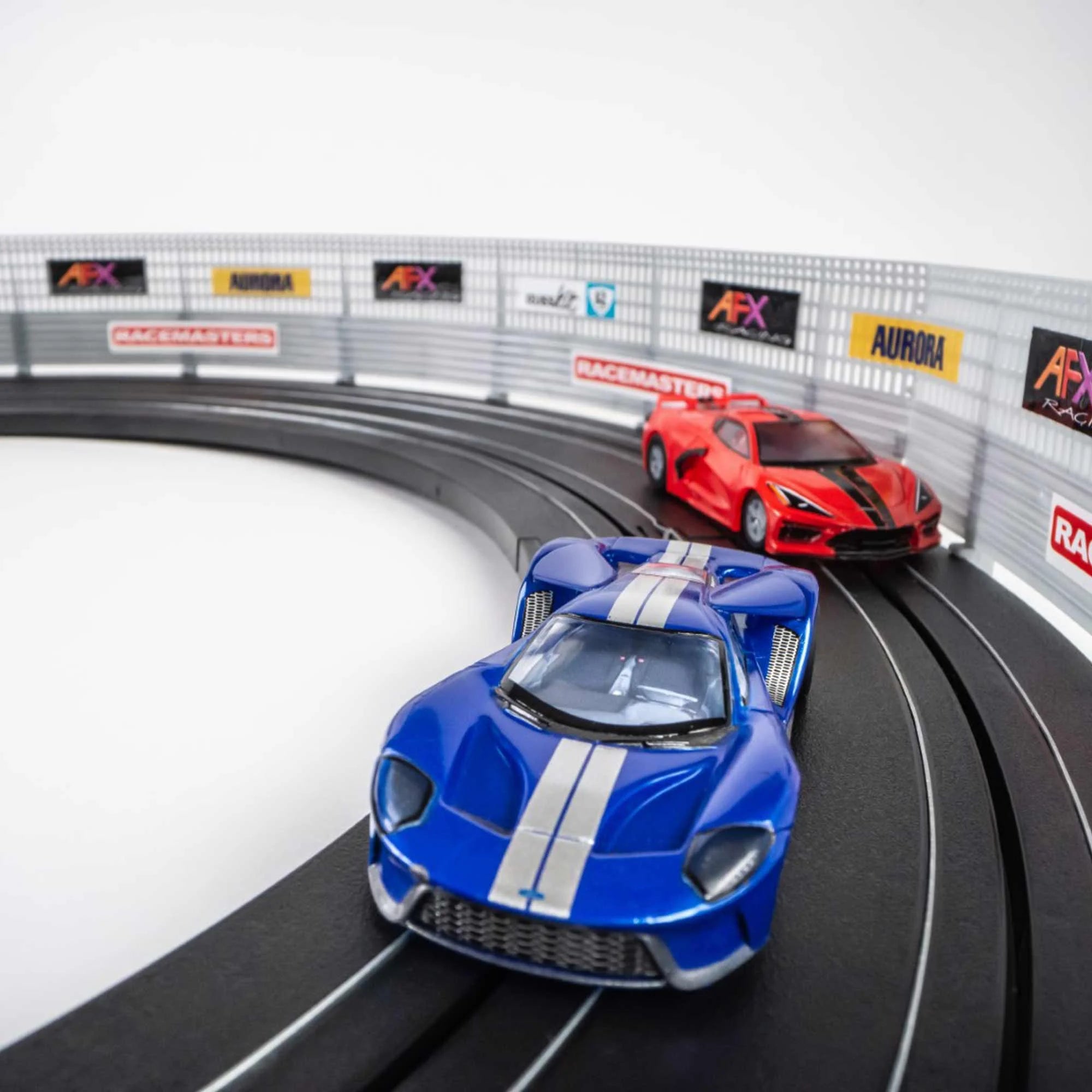 HO Slot Car Set J308