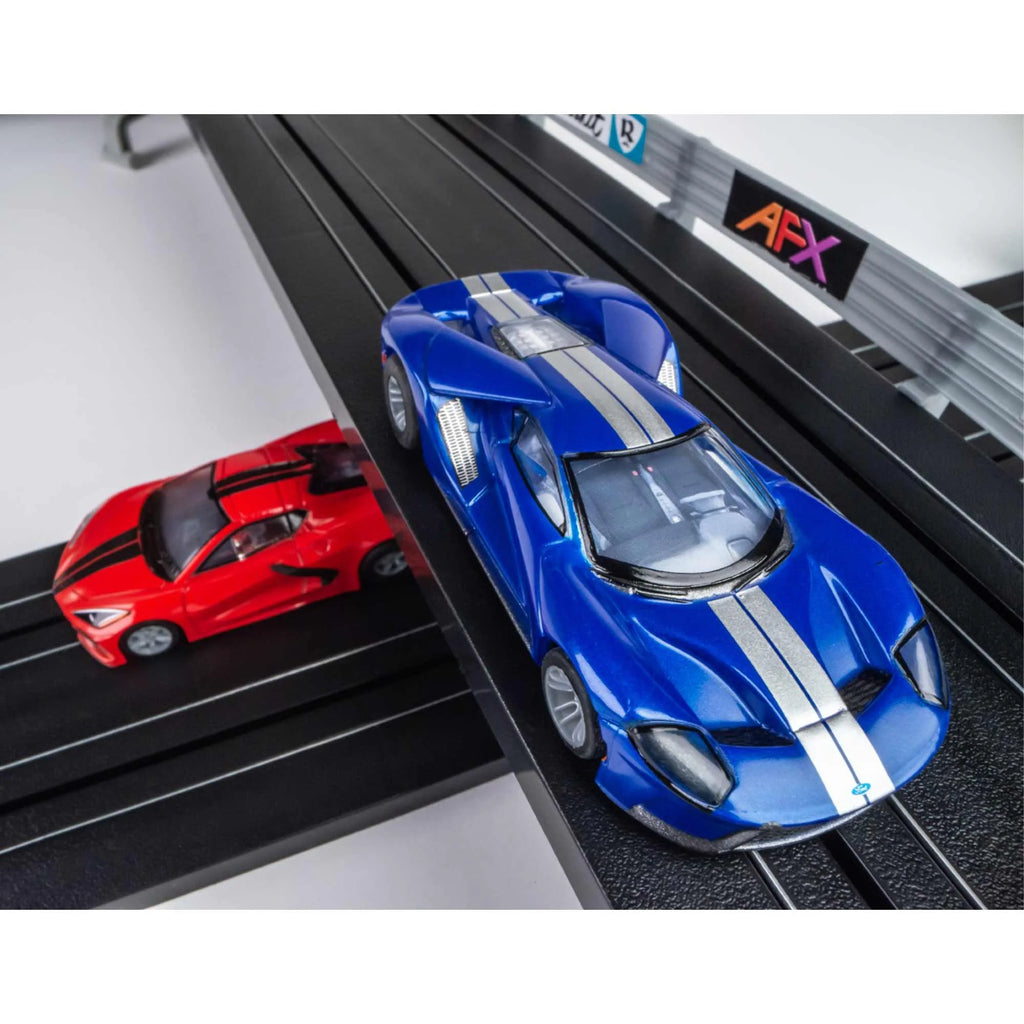 HO Slot Car Set J308