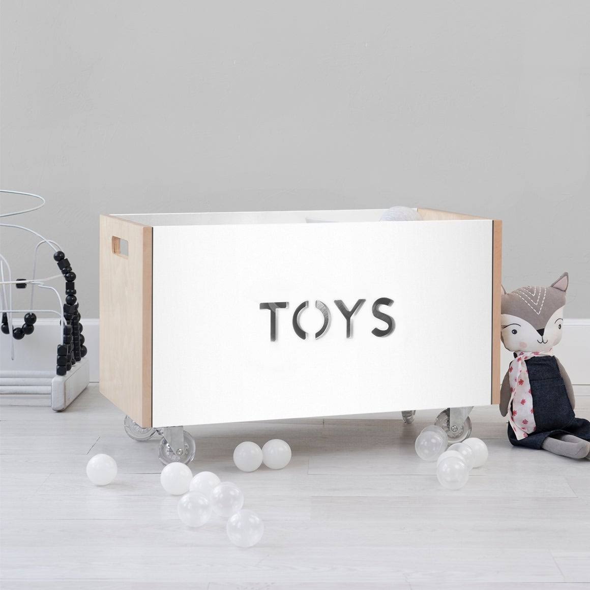 Toy Box Chest on Casters Z122