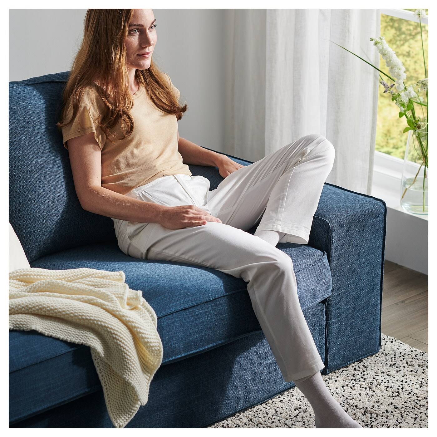 Dark Blue Loveseat I70962