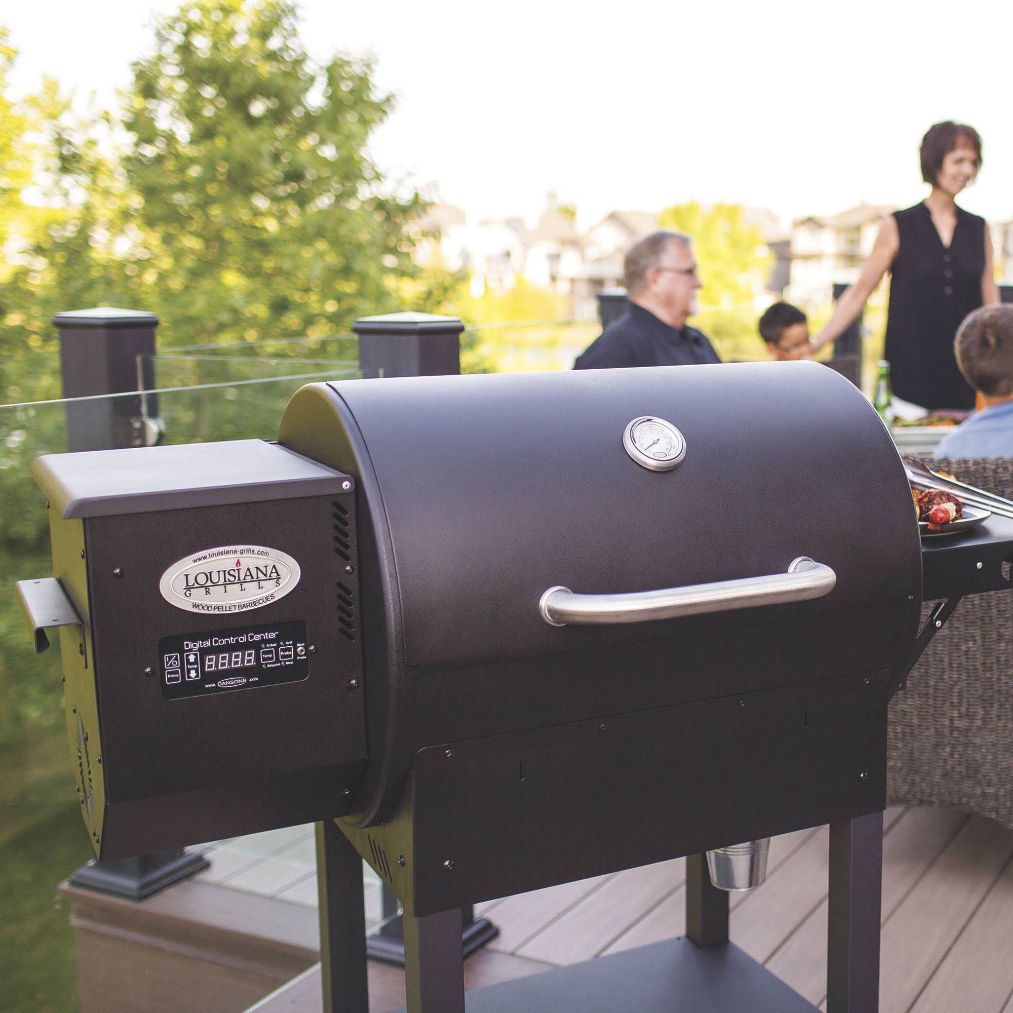 Black Wood Pellet Grill O430956