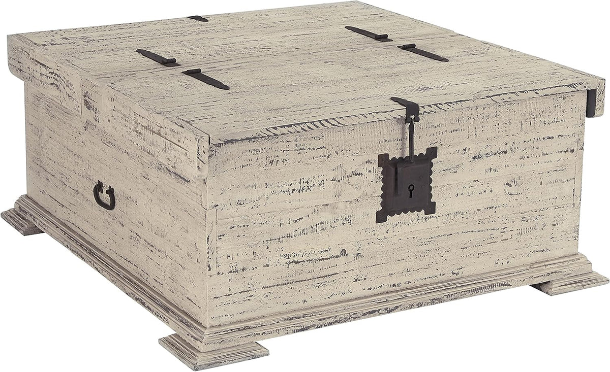 Antique White Cocktail Trunk U2059