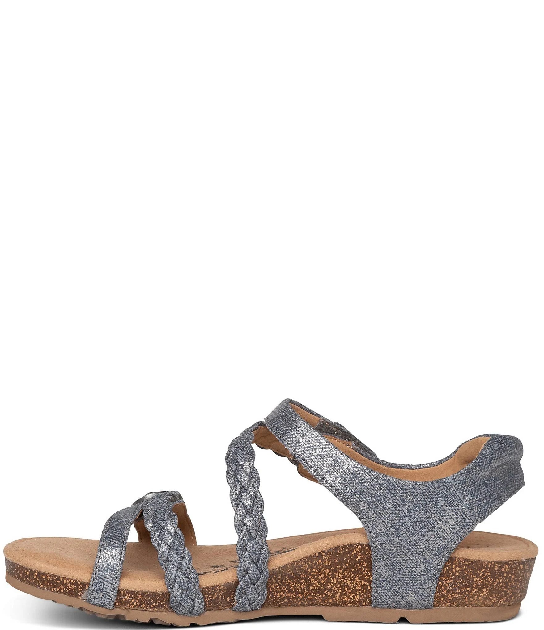 Gold Braided Quarter Strap Shoes M8323