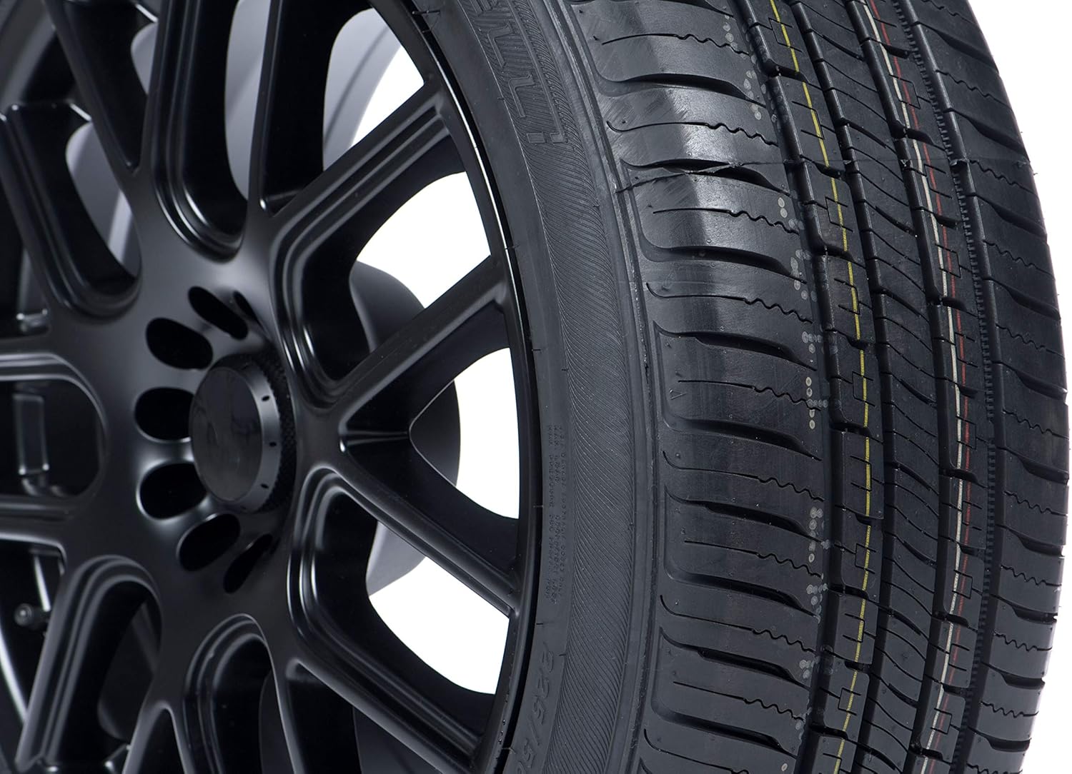 235/60R17 106H All-Season Tire C134