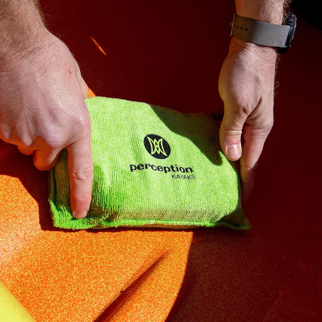 Yellow Kayak Water Absorbing Sponge O2313