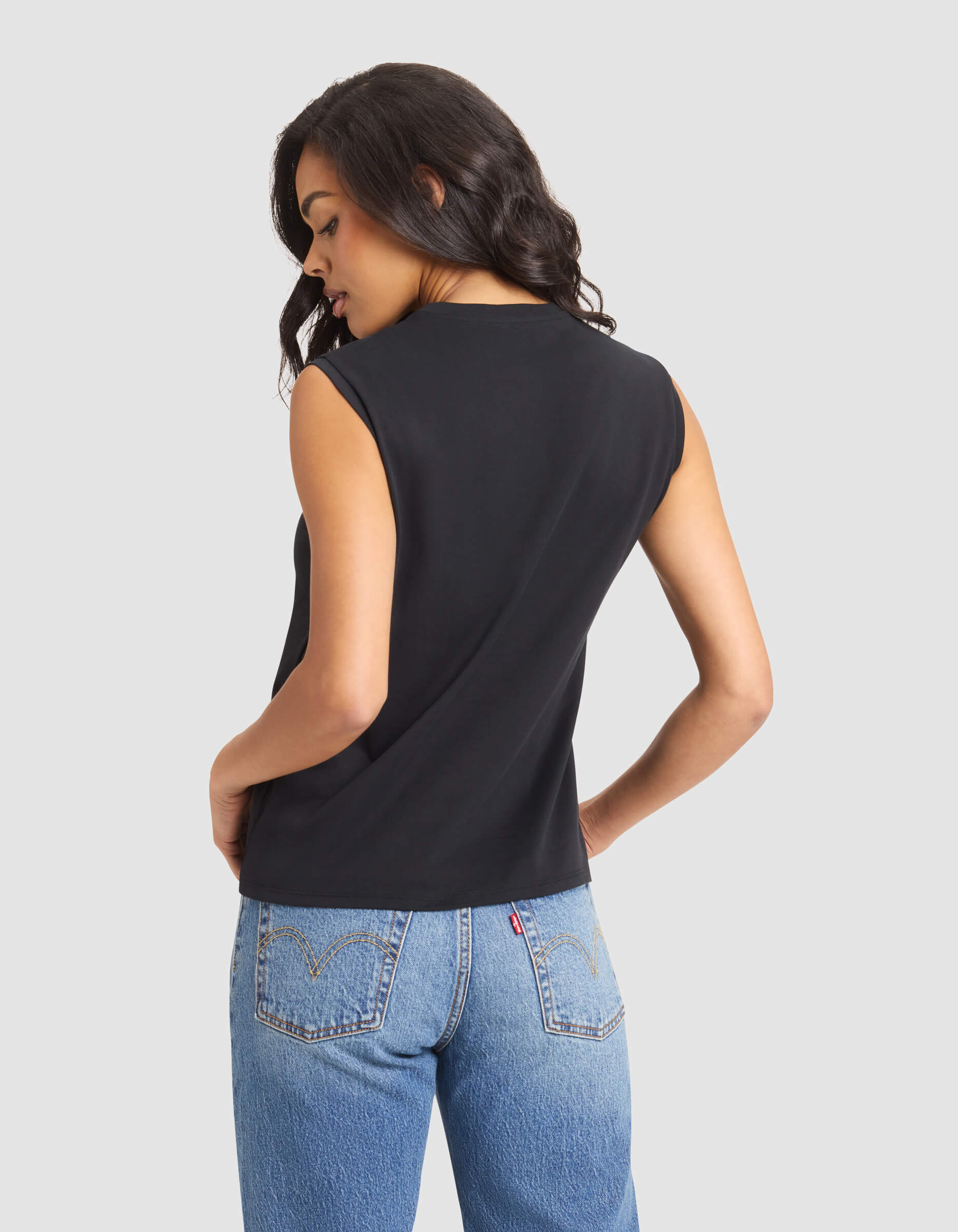 Women's All Day Sleeveless Tee