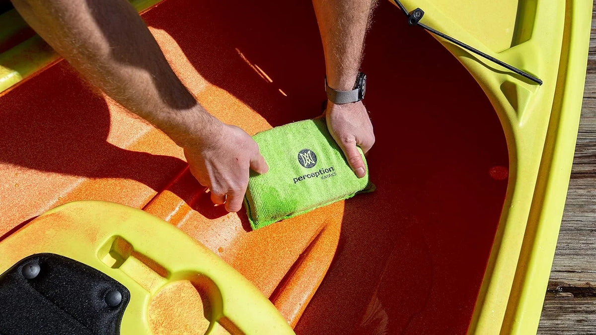 Yellow Kayak Water Absorbing Sponge O2313