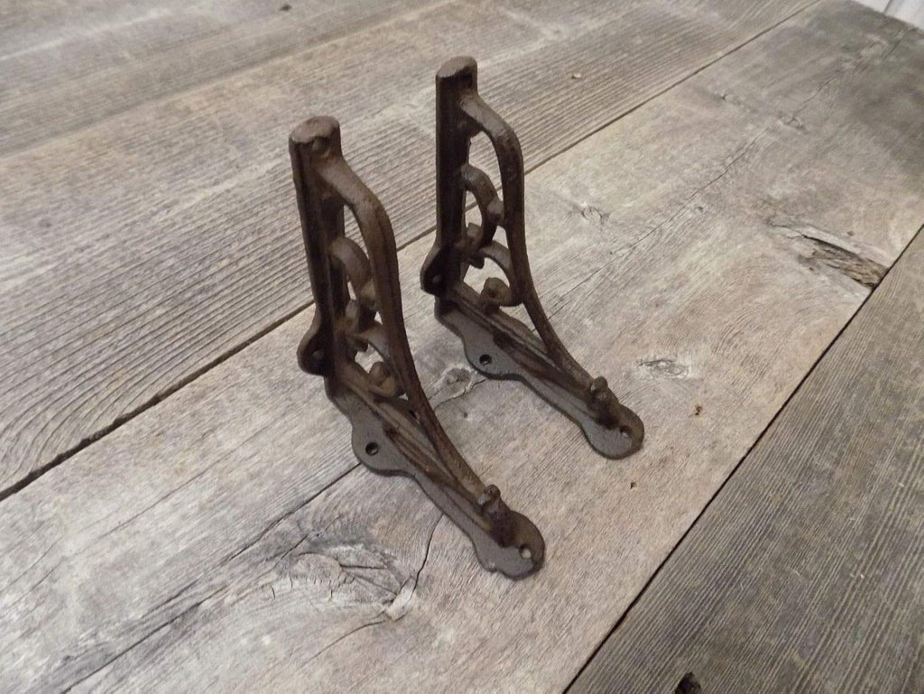Antique Style Cast Iron Shelf Bracket Wall Bracket Pack of 2 B26741