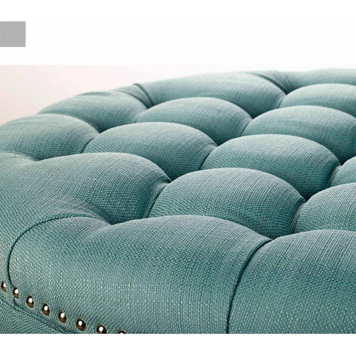 Round Tufted Storage Ottoman with Nailheads Q24509