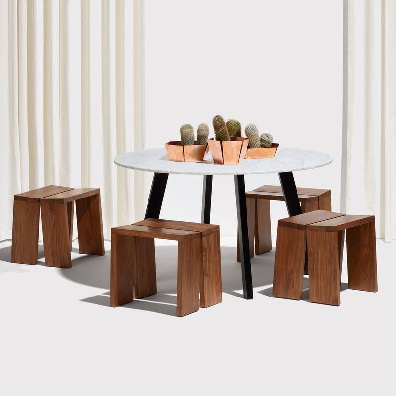 Walnut Bench E7538