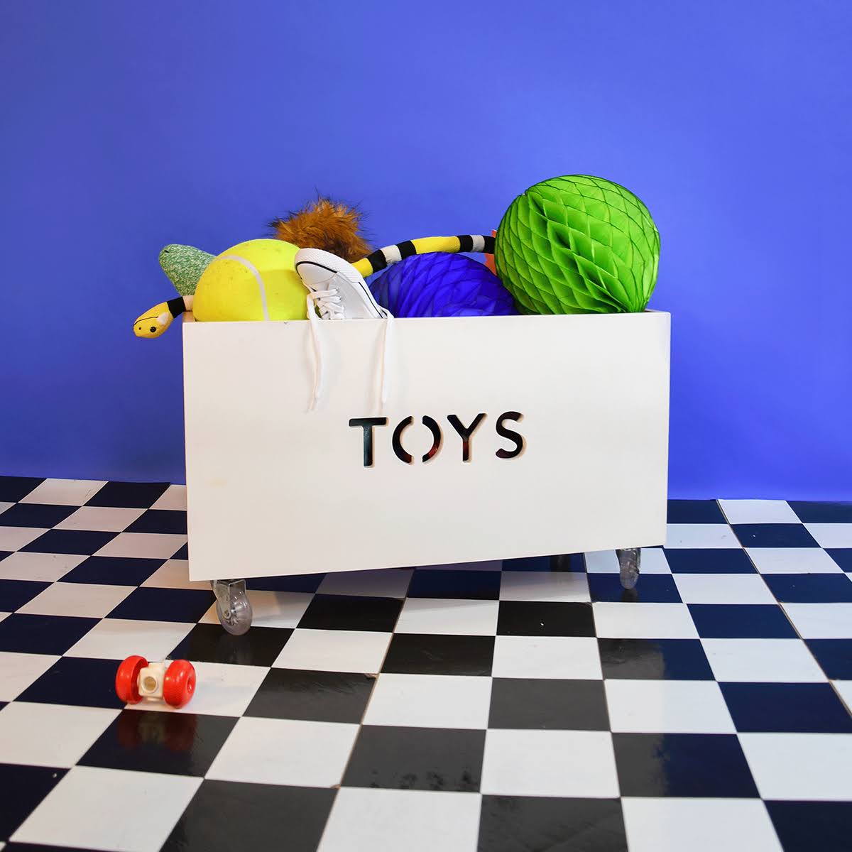 Toy Box Chest on Casters Z122