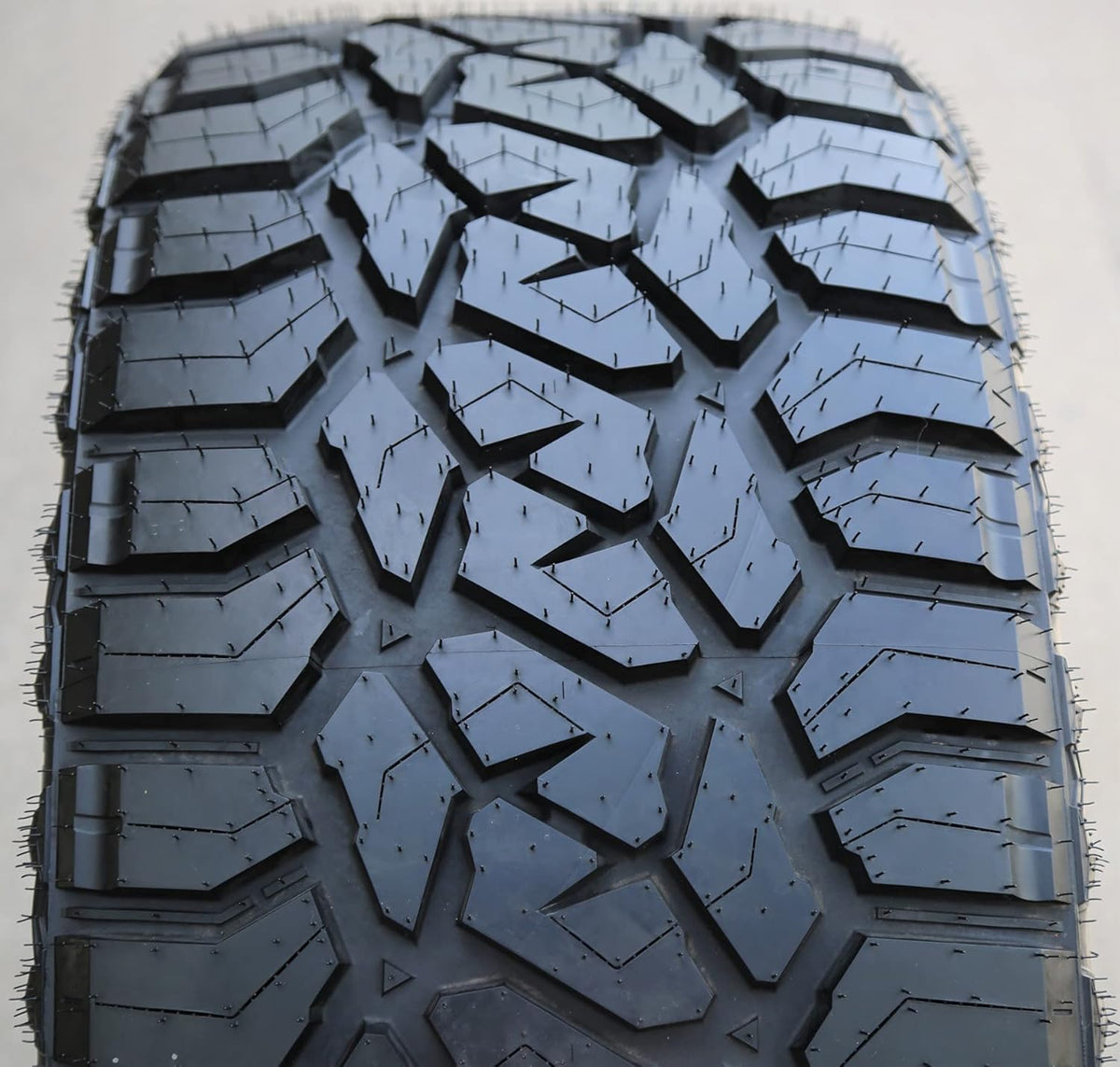 35X13.50R26LT All-Terrain Light Truck Radial Tire H205