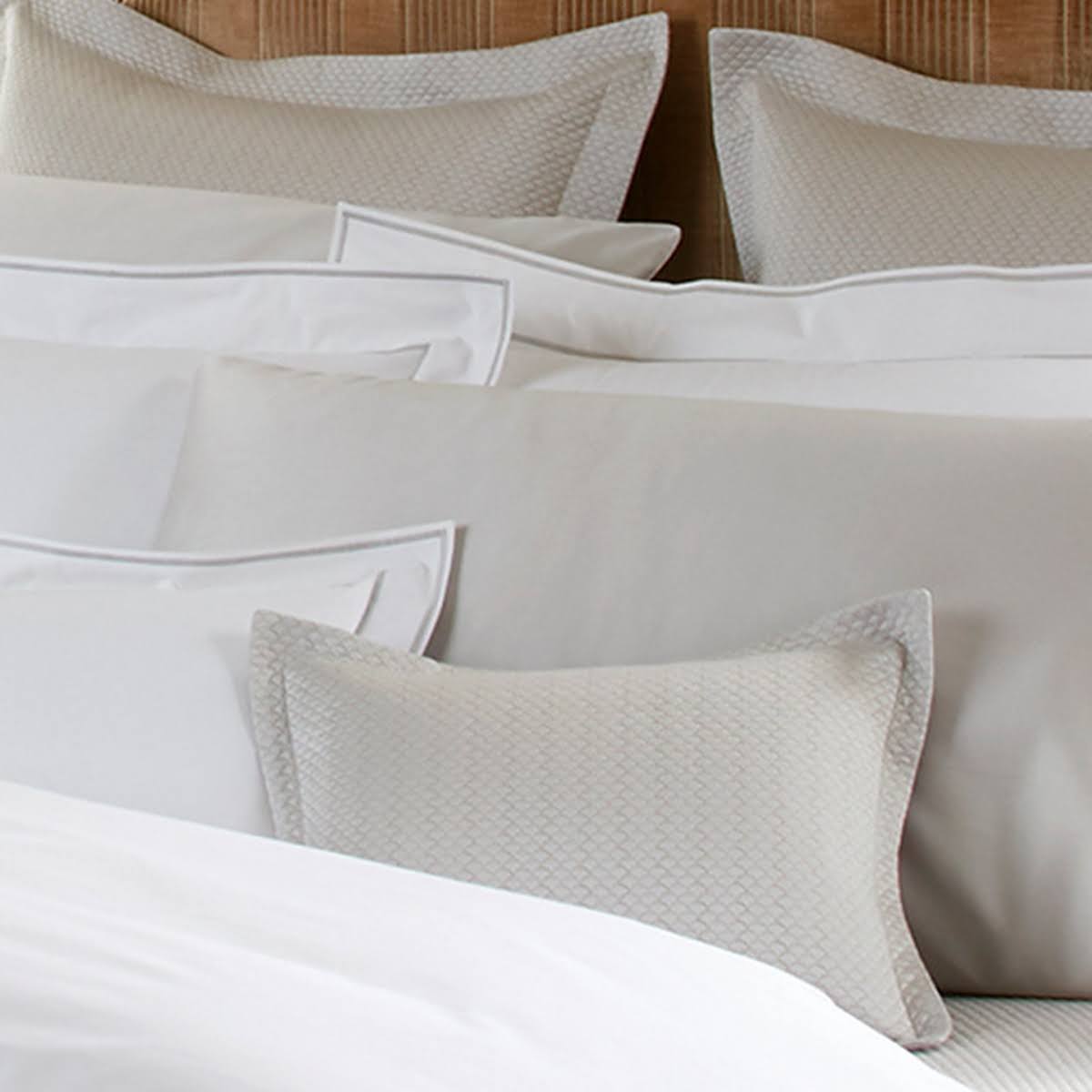 Full/Queen White Duvet Cover Z4369