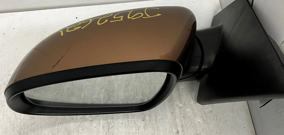 Driver LH Door Mirror D709708