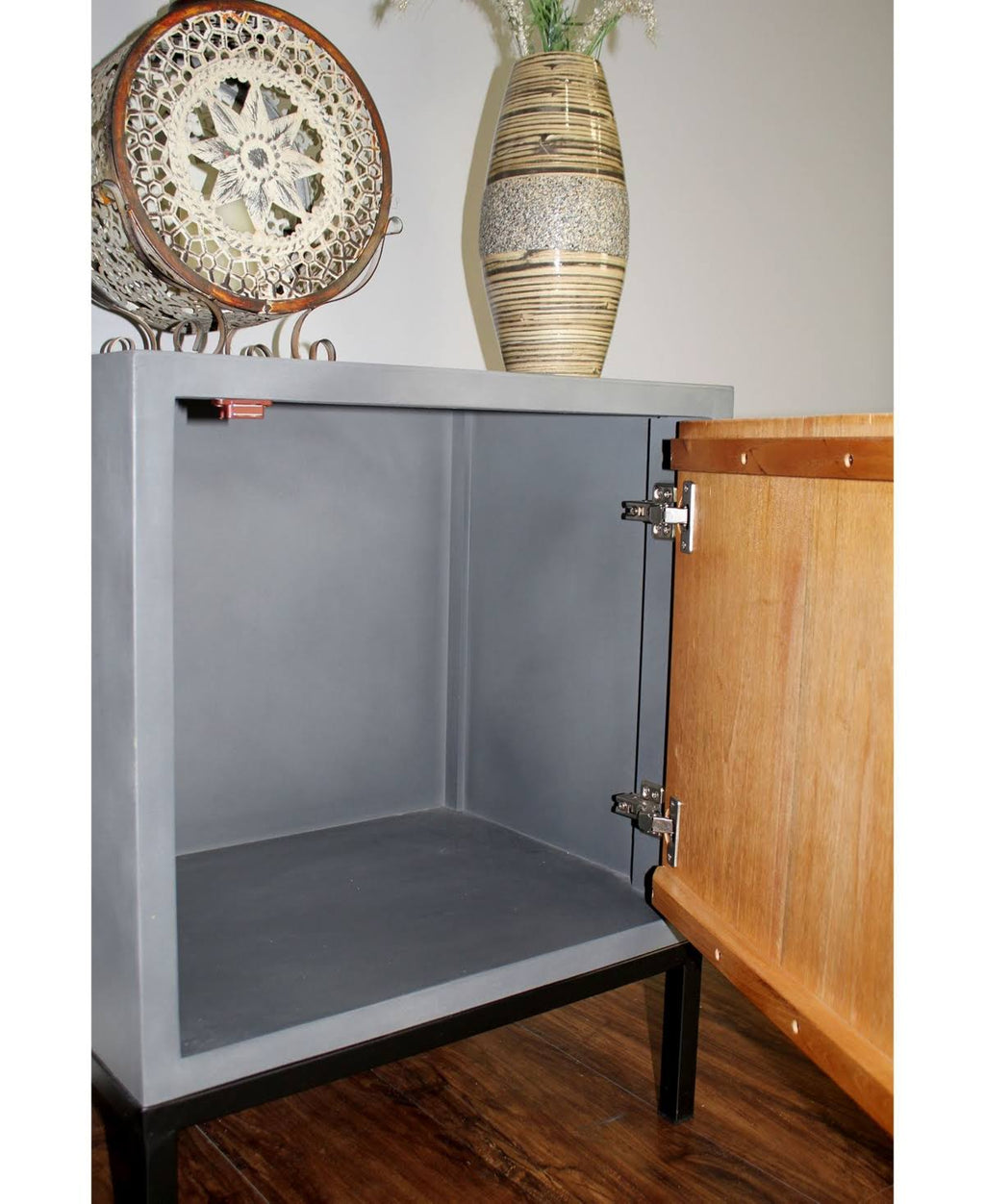 Single Door Accent Cabinet W171366