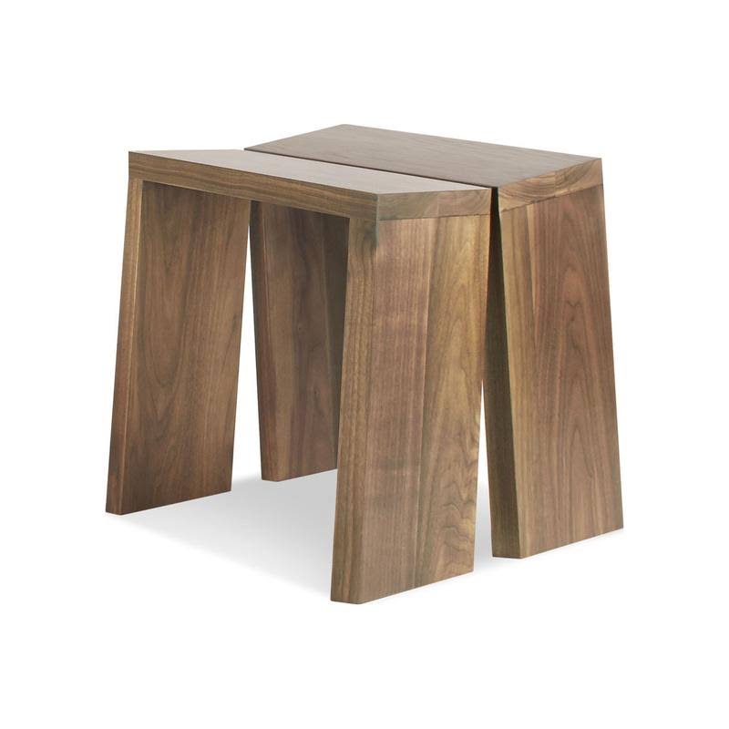 Walnut Bench E7538